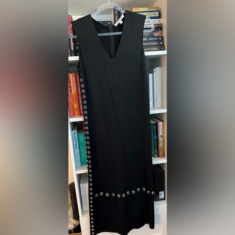ELIZABETH & JAMES- Leigh Grommet Dress In Black